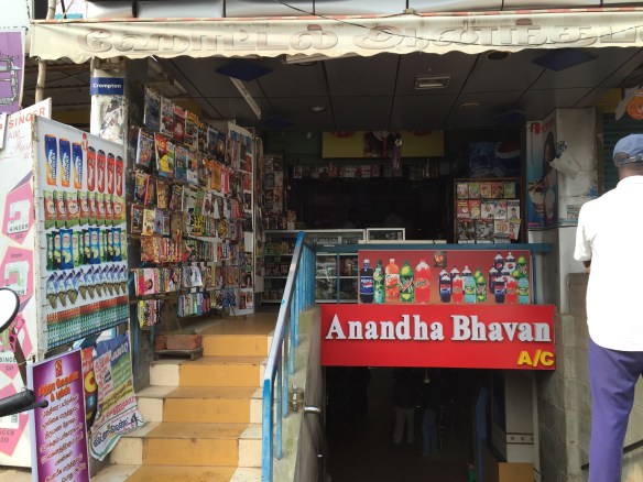 At the Anandha Bhavan we had Idli-Sambar, a typical South Indian breakfast, along with Medhu Vadai a popular snack in Tamil Nadu.